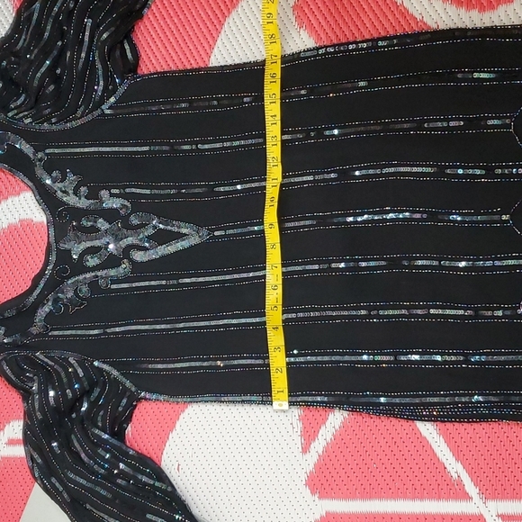 VINTAGE SILK Sequins bubble sleeve dress - Picture 12 of 15